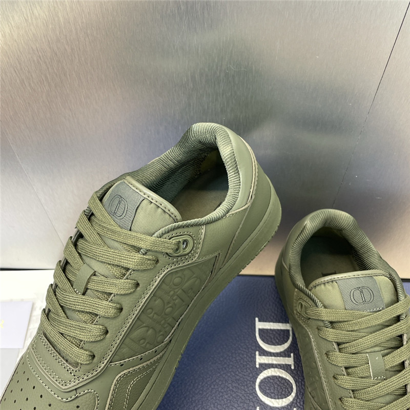 D10r b27 green designer sneakers
