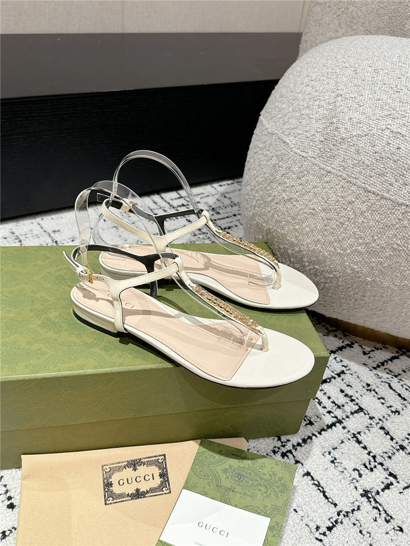 Gvc*1 signoria thong sandal ivory patent leather