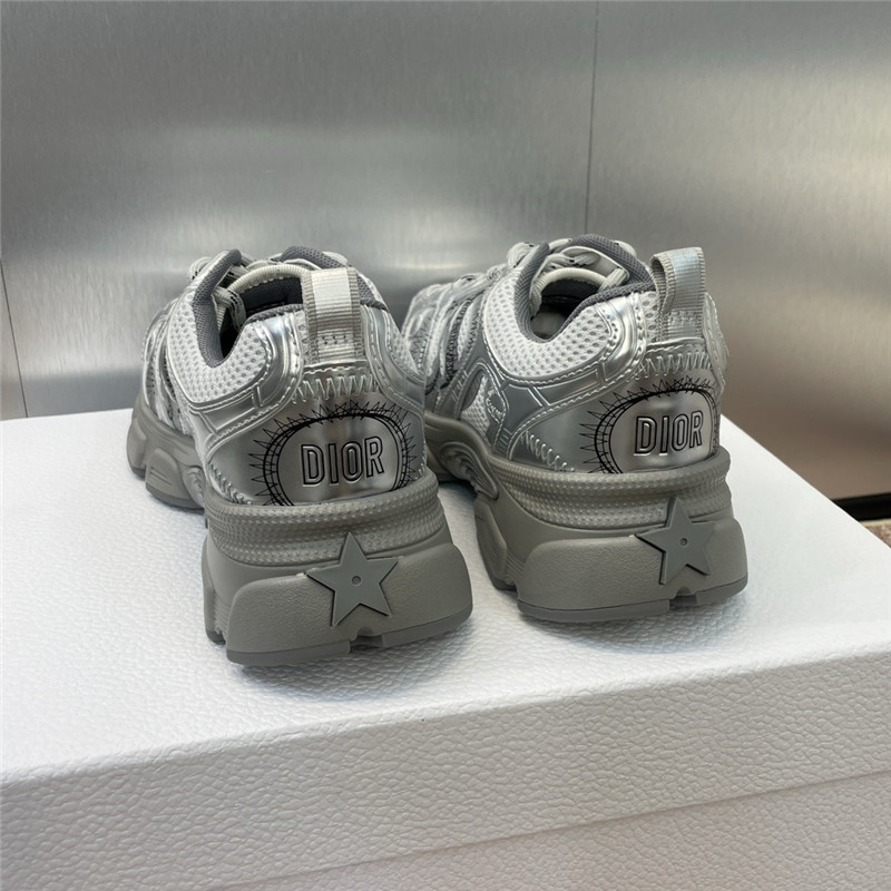 D10r chrono sneakers silver