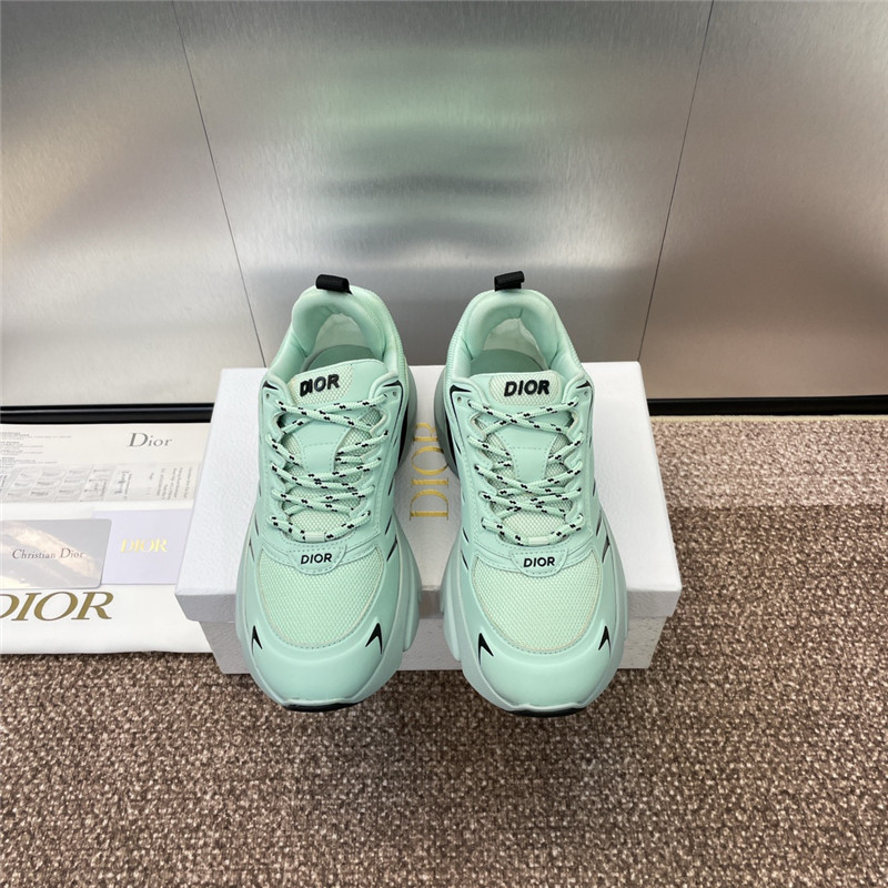 D10r b22 sneakers green