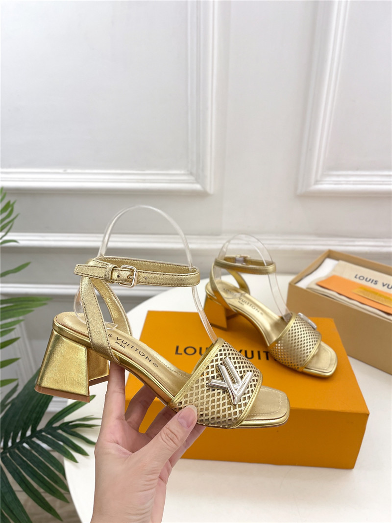 l0vis Vvtt0n shake sandal in gold perforated calf leather