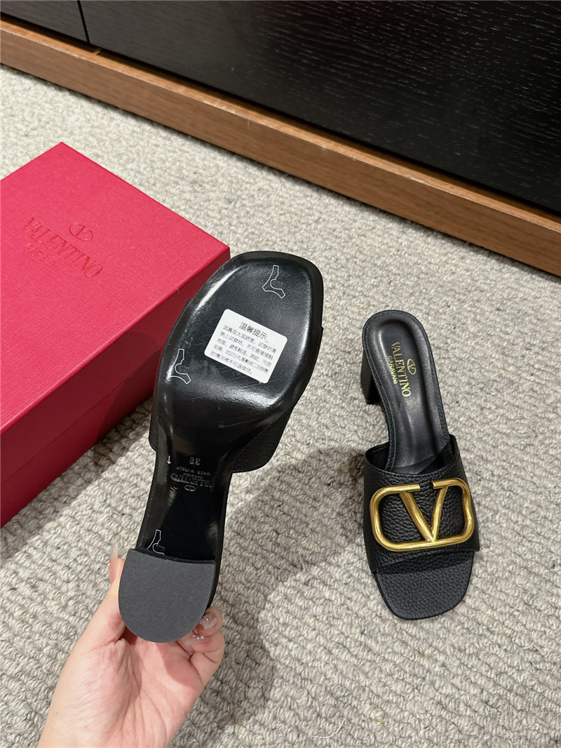 Va1e*ntin0 vlogo signature black leather slide sandals 60mm