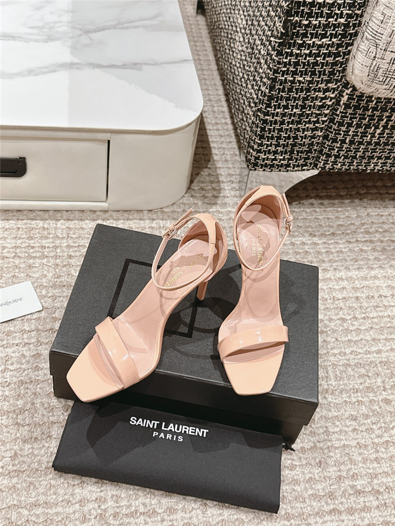 Sa1nt Lau*nt amber sandals nude patent leather