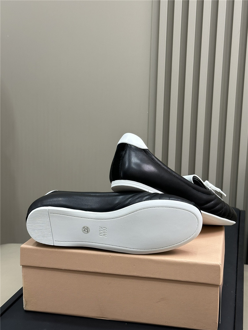 Miu Miu Lace-Up Leather Ballet Flats in Black