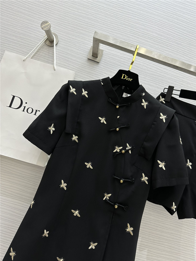 D10r bee embroidered suit replica clothing sites