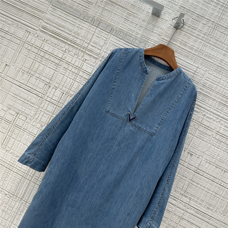 Va1e*ntin0 vintage denim maxi skirt replica clothing sites