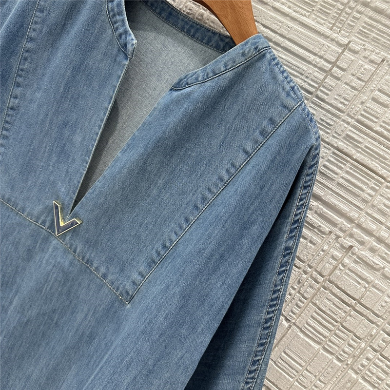 Va1e*ntin0 vintage denim maxi skirt replica clothing sites