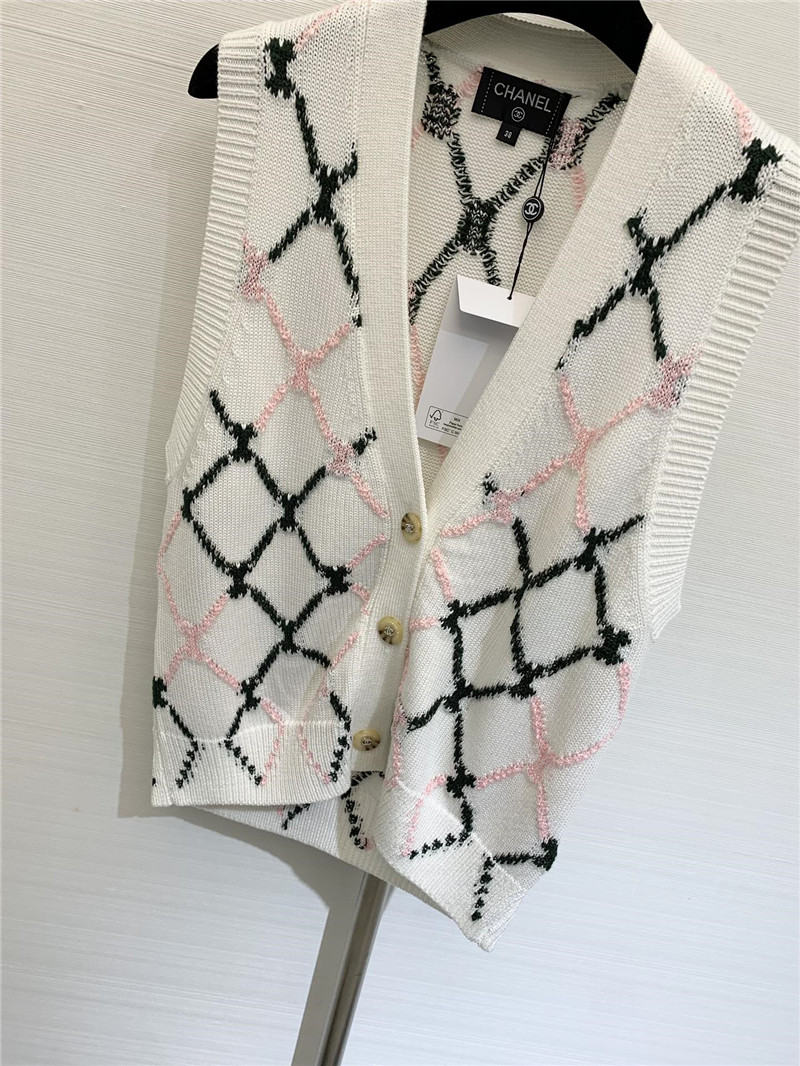 Ch**el knitted   collar vest replica d&g clothing