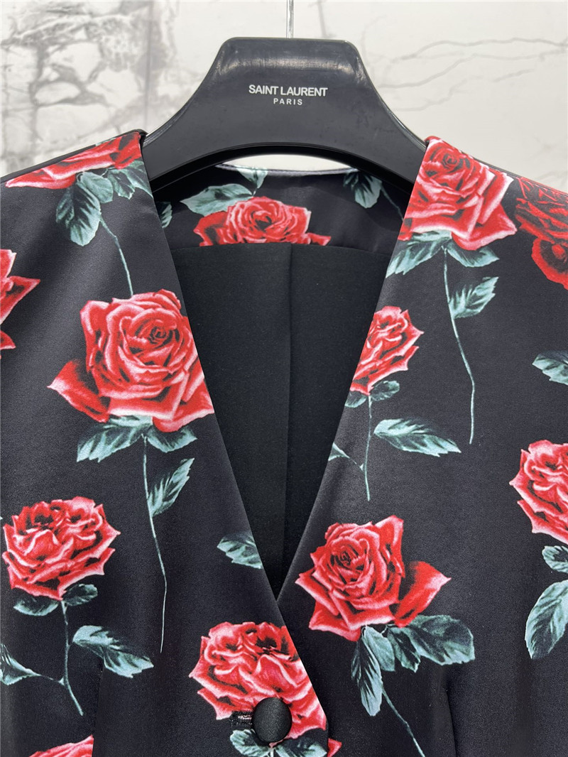 Sa1nt Lau*nt rose print jersey vest