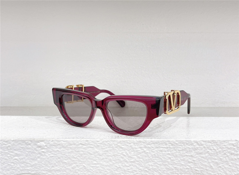 Va1e*ntin0 cat eye sunglasses