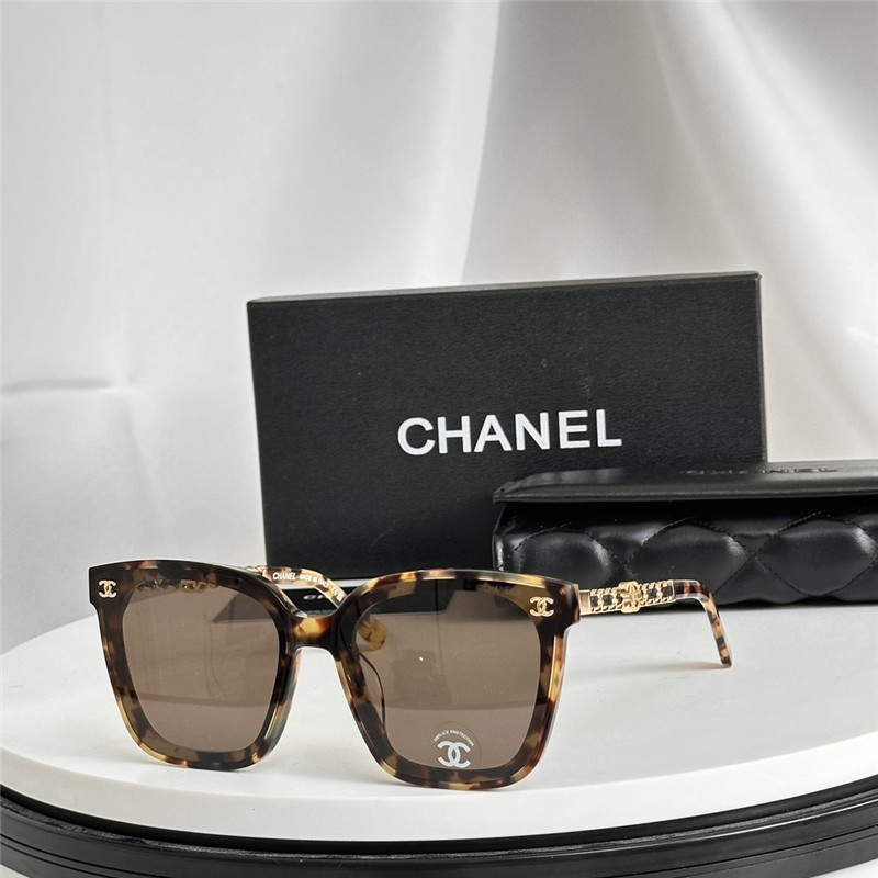 Ch**el popular sunglasses