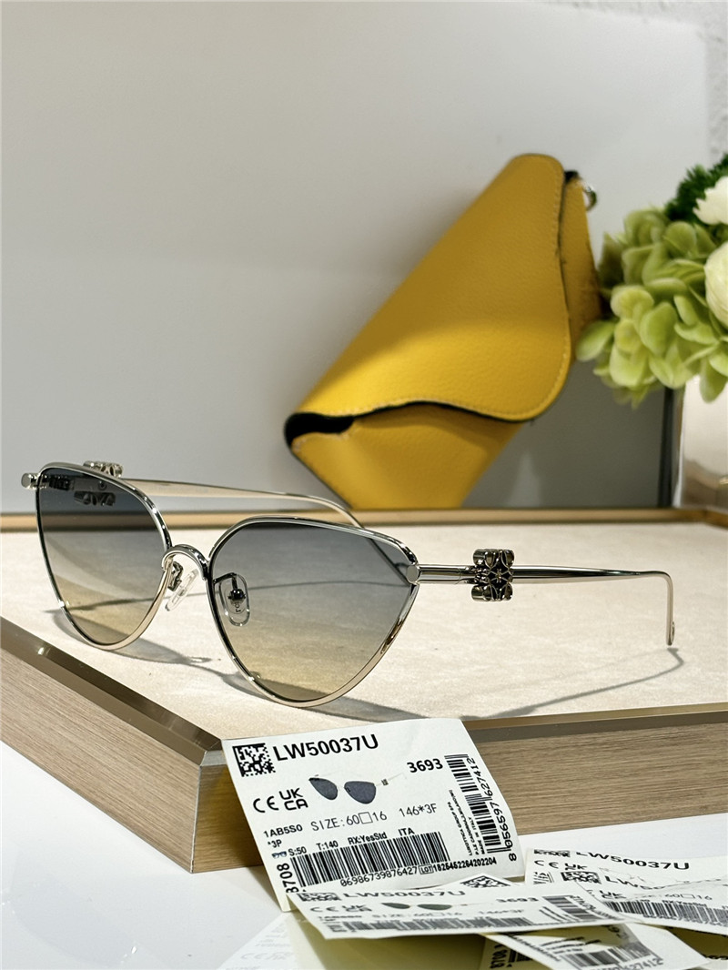 L0ew* retro cat eye sunglasses