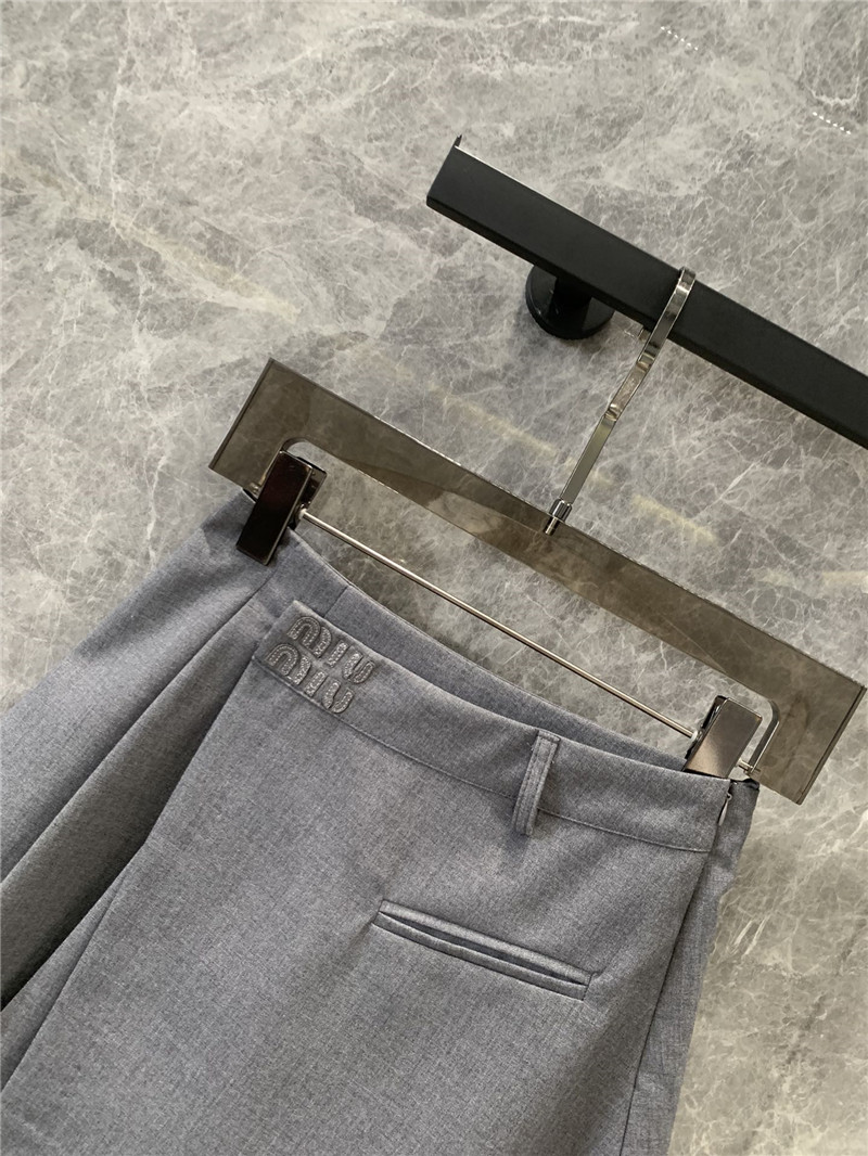 M1um1u alphabet embroidery apron-style pants skirt replica clothes