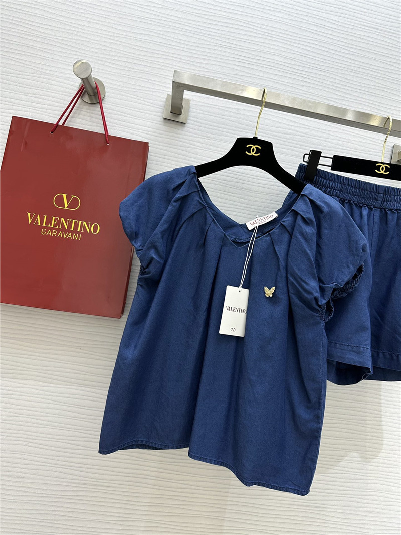 Va1e*ntin0 tencel denim suit cheap replica designer clothes