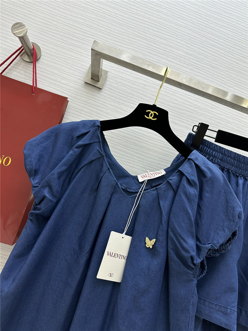 Va1e*ntin0 tencel denim suit cheap replica designer clothes