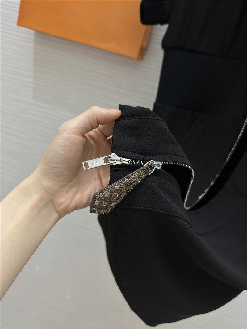 l0vis Vvtt0n lv zipper little black dress replica clothing