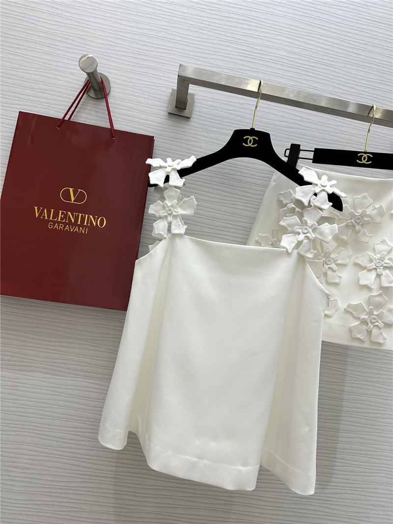 Va1e*ntin0 three-dimensional pile flower suit replica d&g clothing