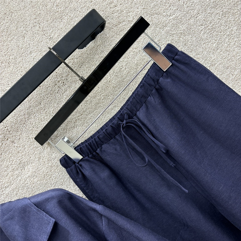 Va1e*ntin0 linen casual suit replica clothing sites