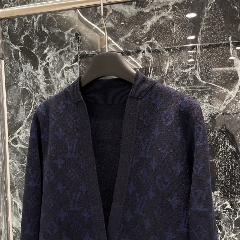 l0vis Vvtt0n lv new monogram knitted cardigan replica clothes