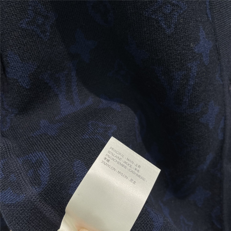 l0vis Vvtt0n lv new monogram knitted cardigan replica clothes