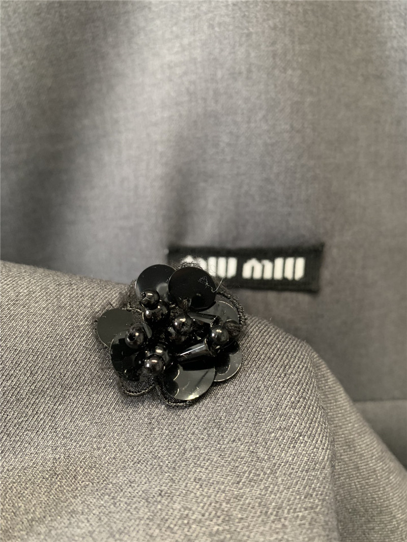 M1um1u vest dress replicas clothes