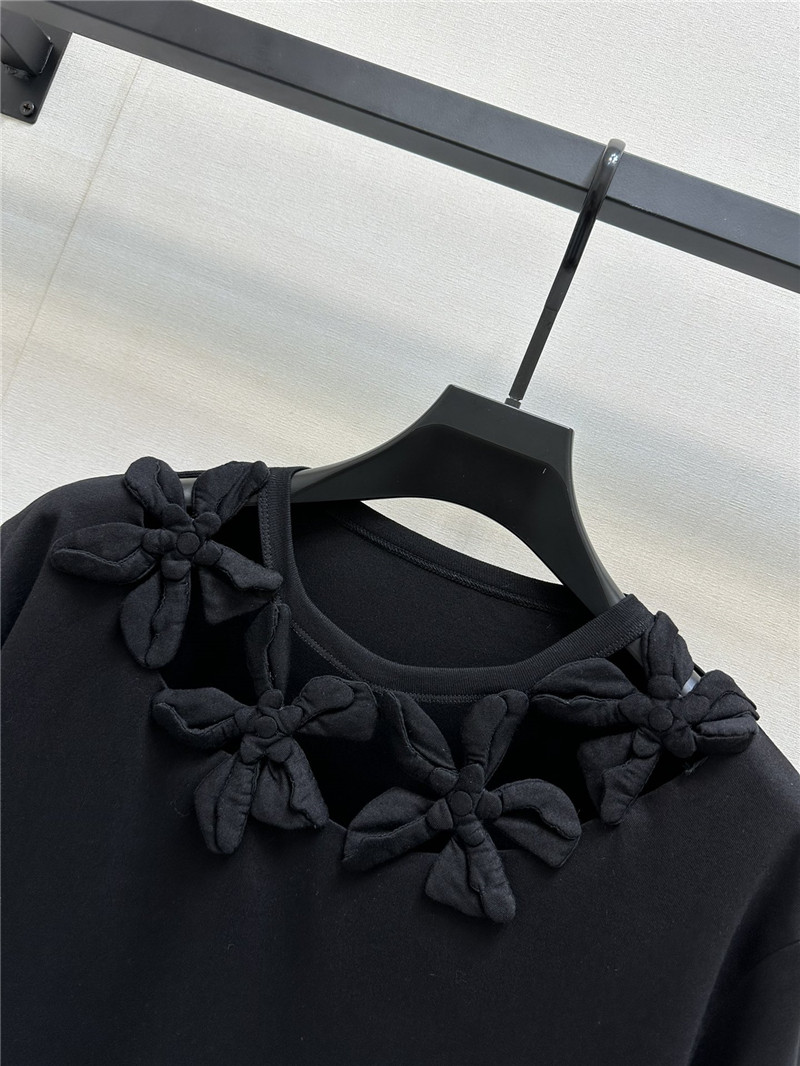 Va1e*ntin0 new hibiscus t-shirt replicas clothes