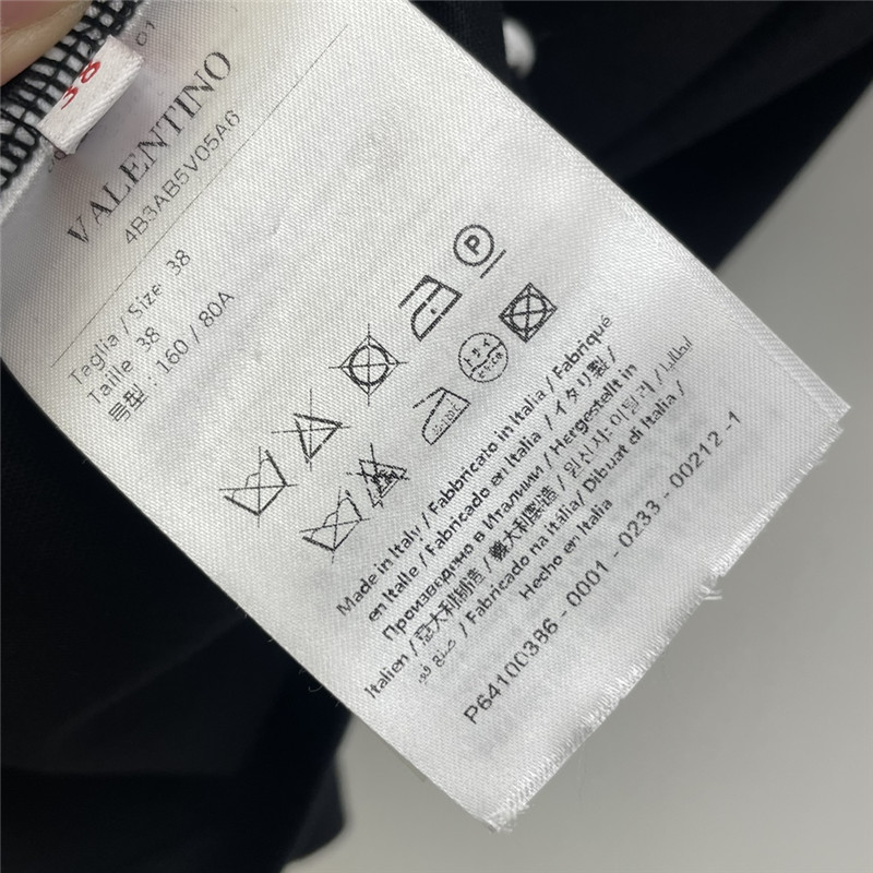 Va1e*ntin0 cotton t-shirt cheap replica designer clothes