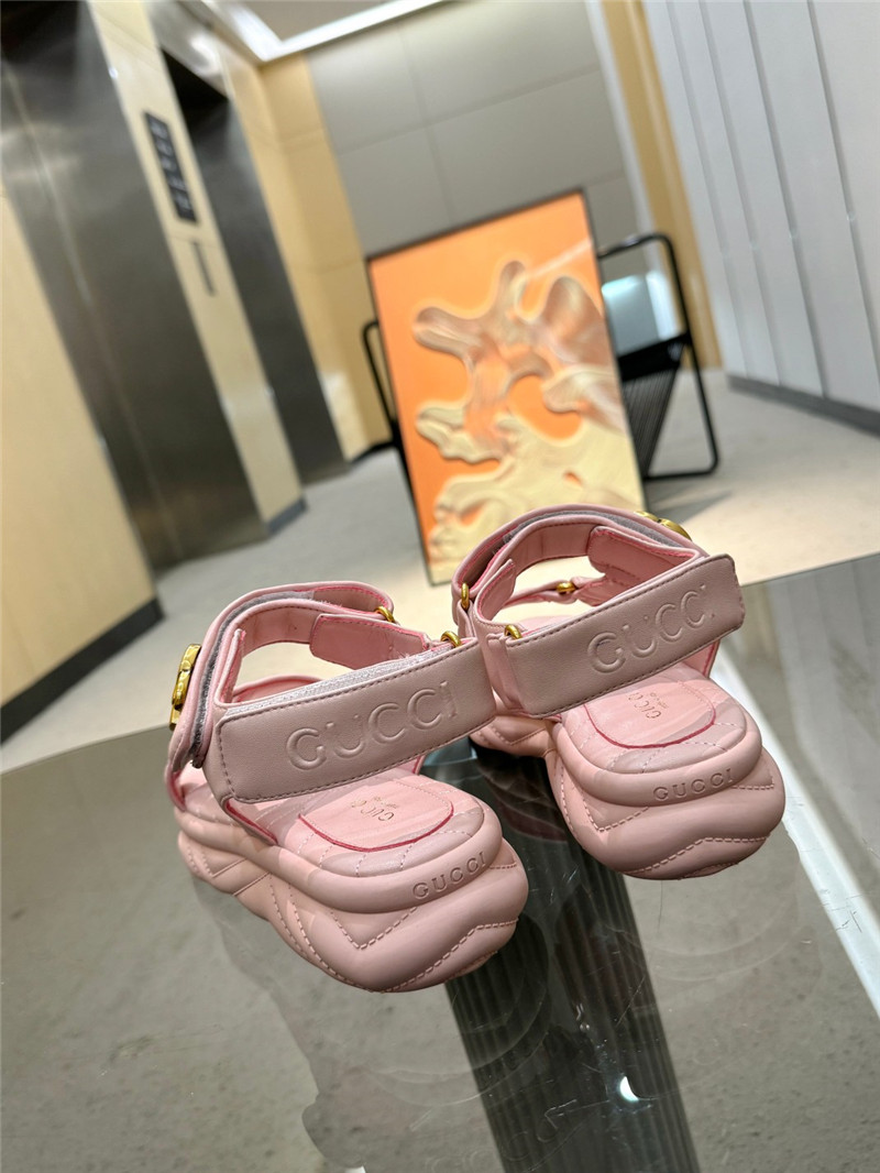 Gvc*1 double g strappy house sandals in pink quilted leather