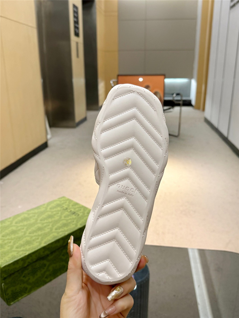 Gvc*1 gg marmont white quilted leather slide sandals