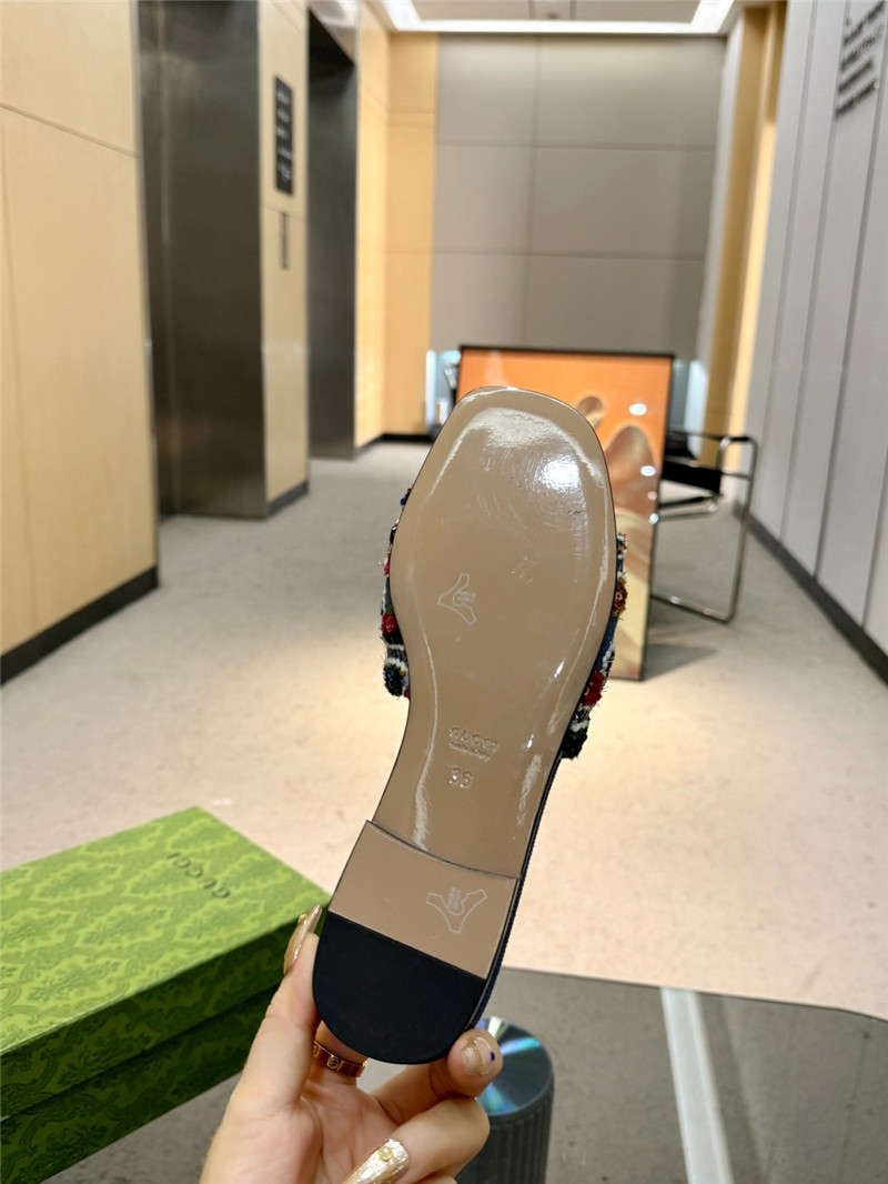 Gvc*1 slide sandals with floral embroidery in blue denim