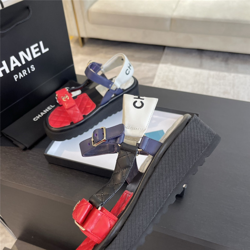 Ch**el quilted beach sandals black and red leather