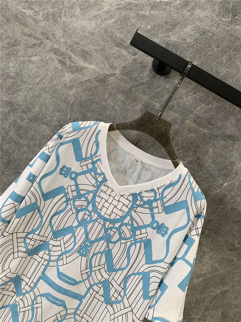 H**me5 geometric print v-neck short-sleeved t-shirt replicas clothes