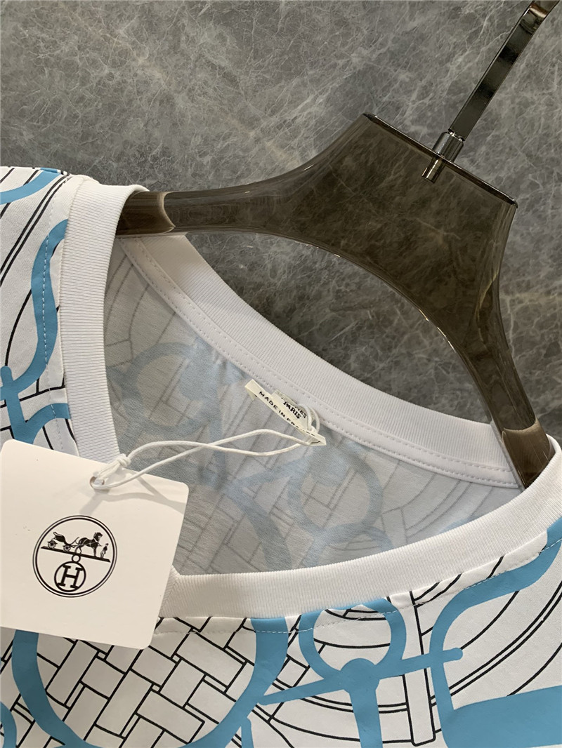 H**me5 geometric print v-neck short-sleeved t-shirt replicas clothes