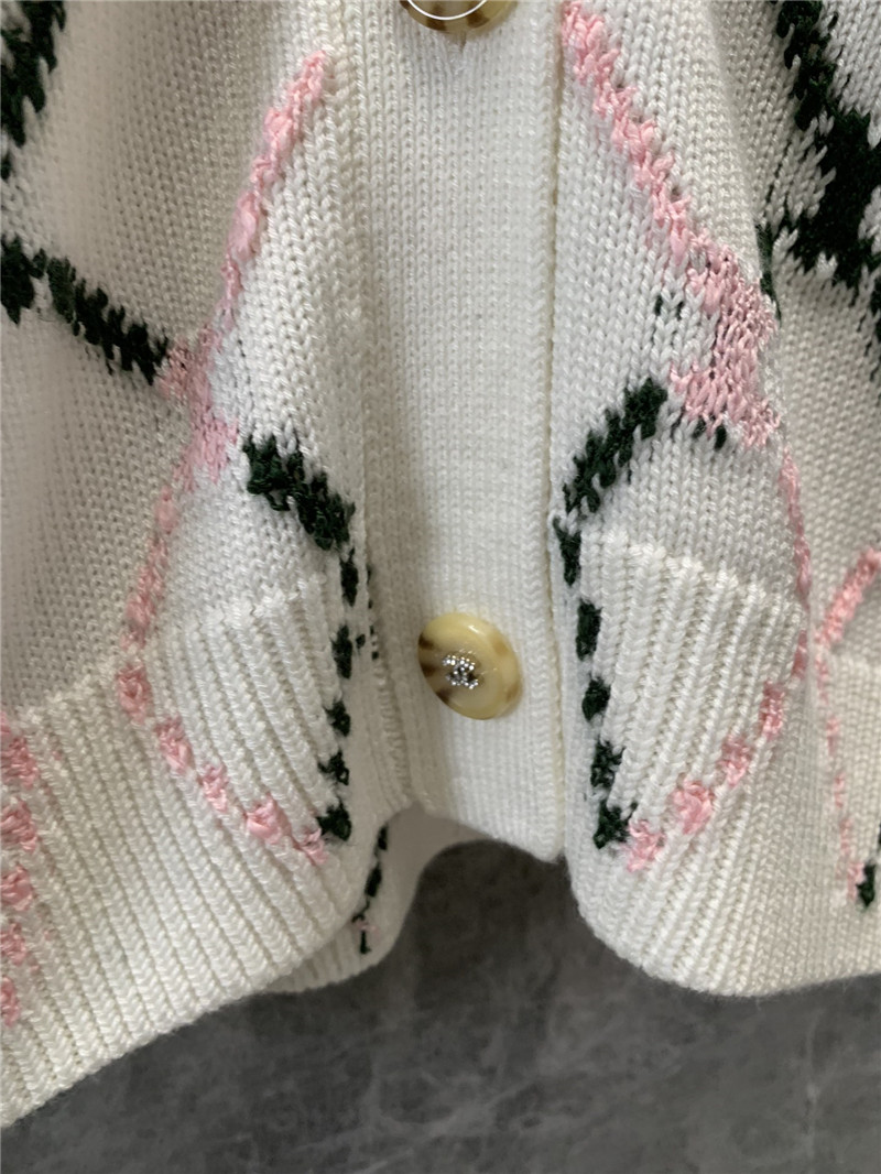 Ch**el knitted v-neck vest replica designer clothes