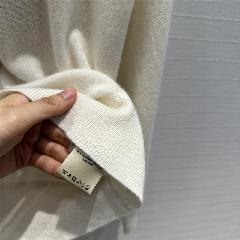 H**me5 round neck cashmere cardigan replica designer clothes