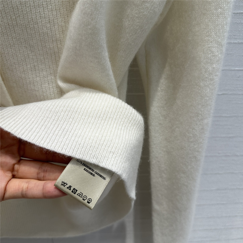 H**me5 classic v-neck cashmere cardigan replica d&g clothing