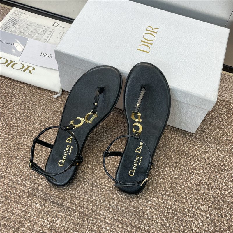 c’est D10r black calfskin thong sandals