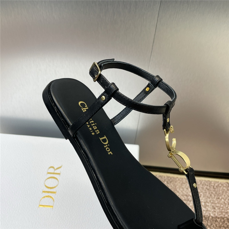 c’est D10r black calfskin thong sandals
