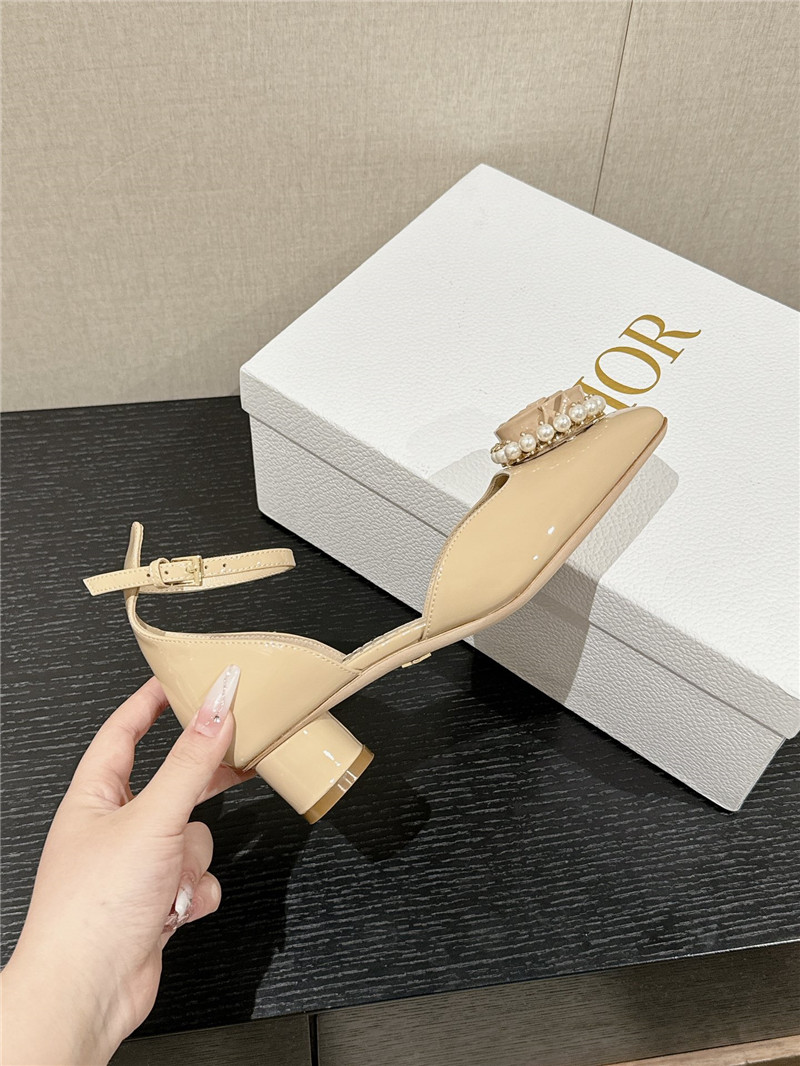 D10r nude patent pearl rose ankle sandals