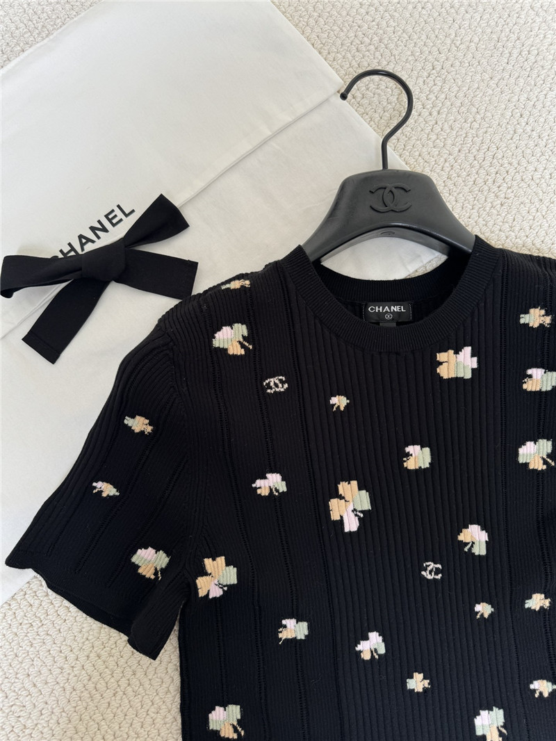 Ch**el four-leaf clover knitted short-sleeved replica clothes