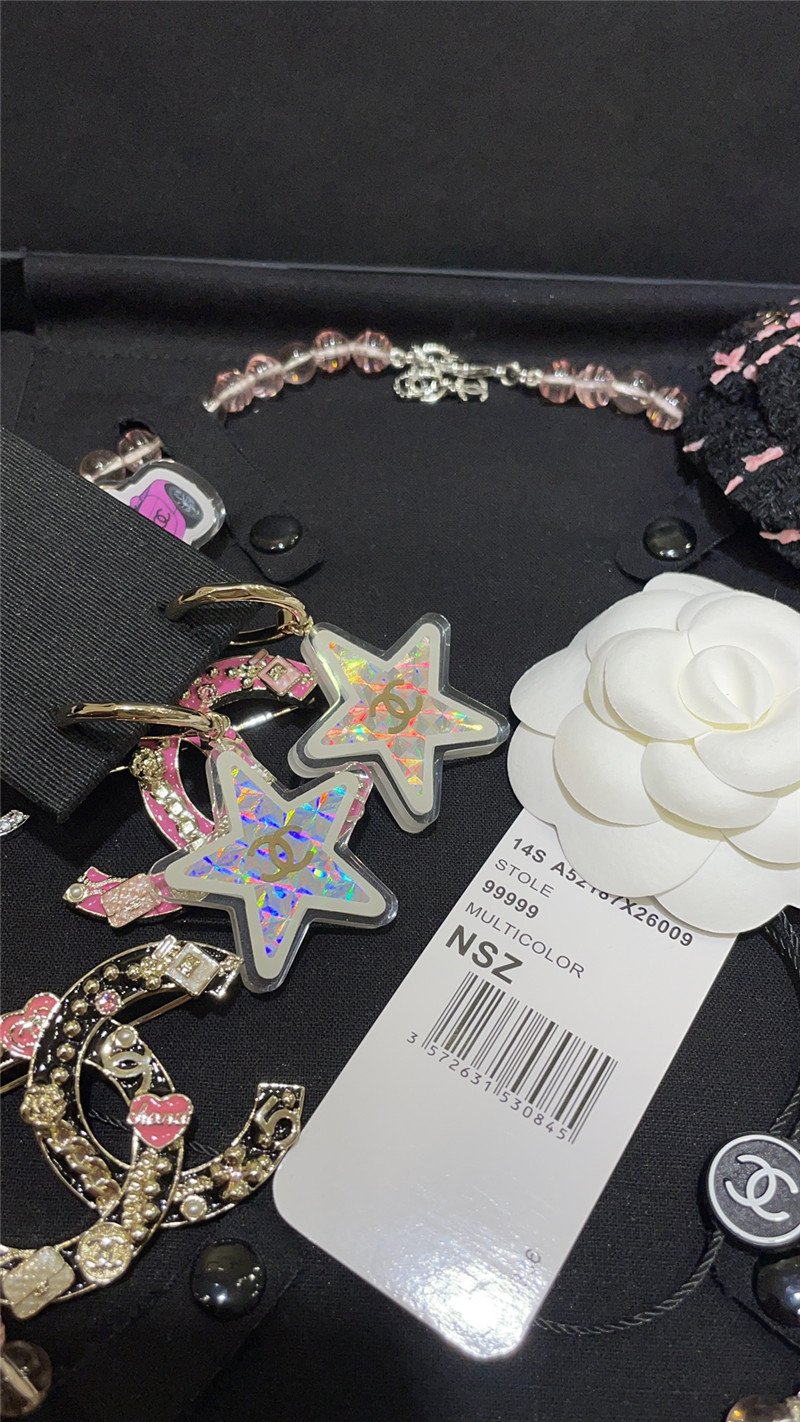 Ch**el five-pointed star resin earrings