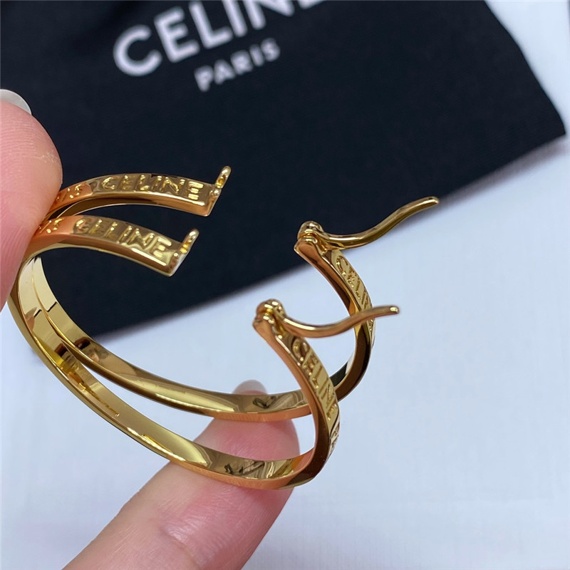 Ce1i*e letter earrings