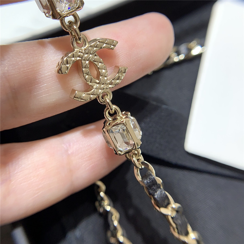 ch**el half D1am0nd double c long chain