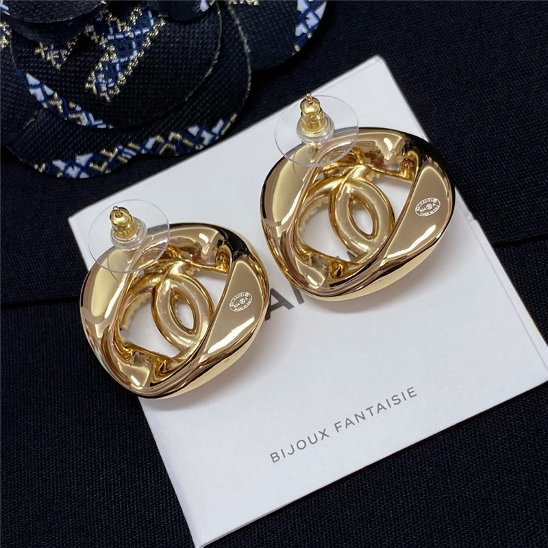 Ch**el hollow twisted sugar cube earrings