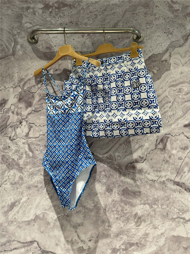 l0vis Vvtt0n lv blue and white porcelain swimsuit replicas clothes
