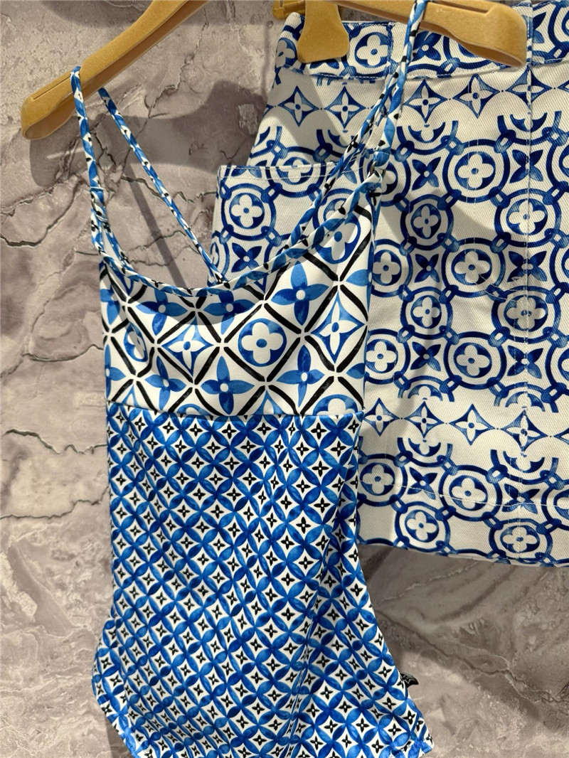 l0vis Vvtt0n lv blue and white porcelain swimsuit replicas clothes