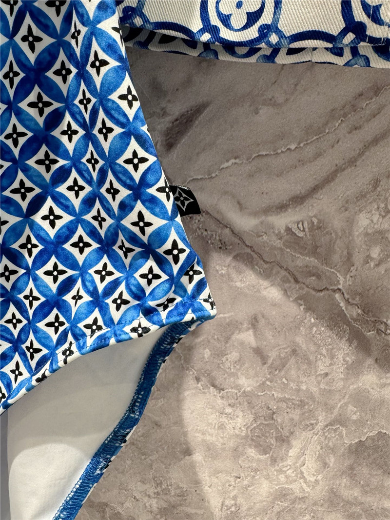 l0vis Vvtt0n lv blue and white porcelain swimsuit replicas clothes