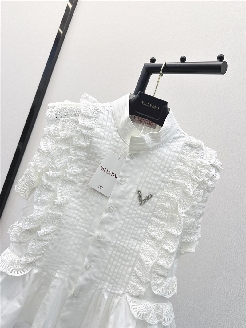 Va1e*ntin0 hollow lace flower patchwork shirt replica clothing sites