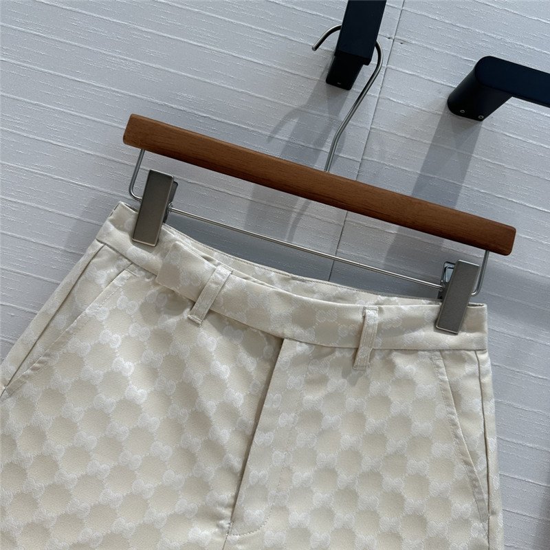 Gvc*1 ivory white old flower jacquard shorts replica clothing sites