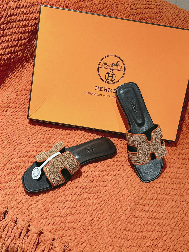 H**me5 oran sandal in turin red suede goatskin and dabka